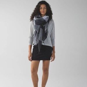 Lululemon & go Cityfarer Skirt Black Size 4  EUC